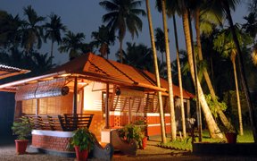 PUTHEN MADOM HERITAGE VILLA